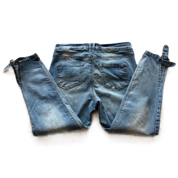 Suko Cropped Ankle Tie Skinny Jeans - Picture 3 of 6